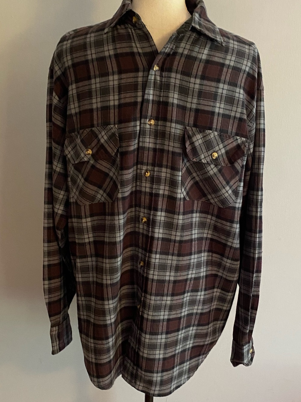 Northwest Territory Men’s Med Plaid Button Flannel Shirt -Plum/Grey/Black